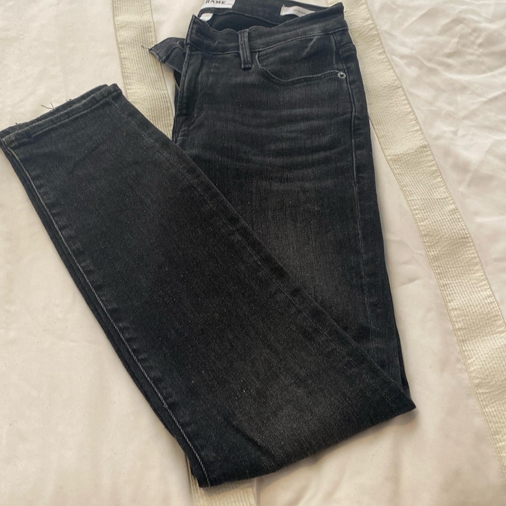 Frame Brand “Le Garçon” Pembroke Black Skinny Jeans size 25.